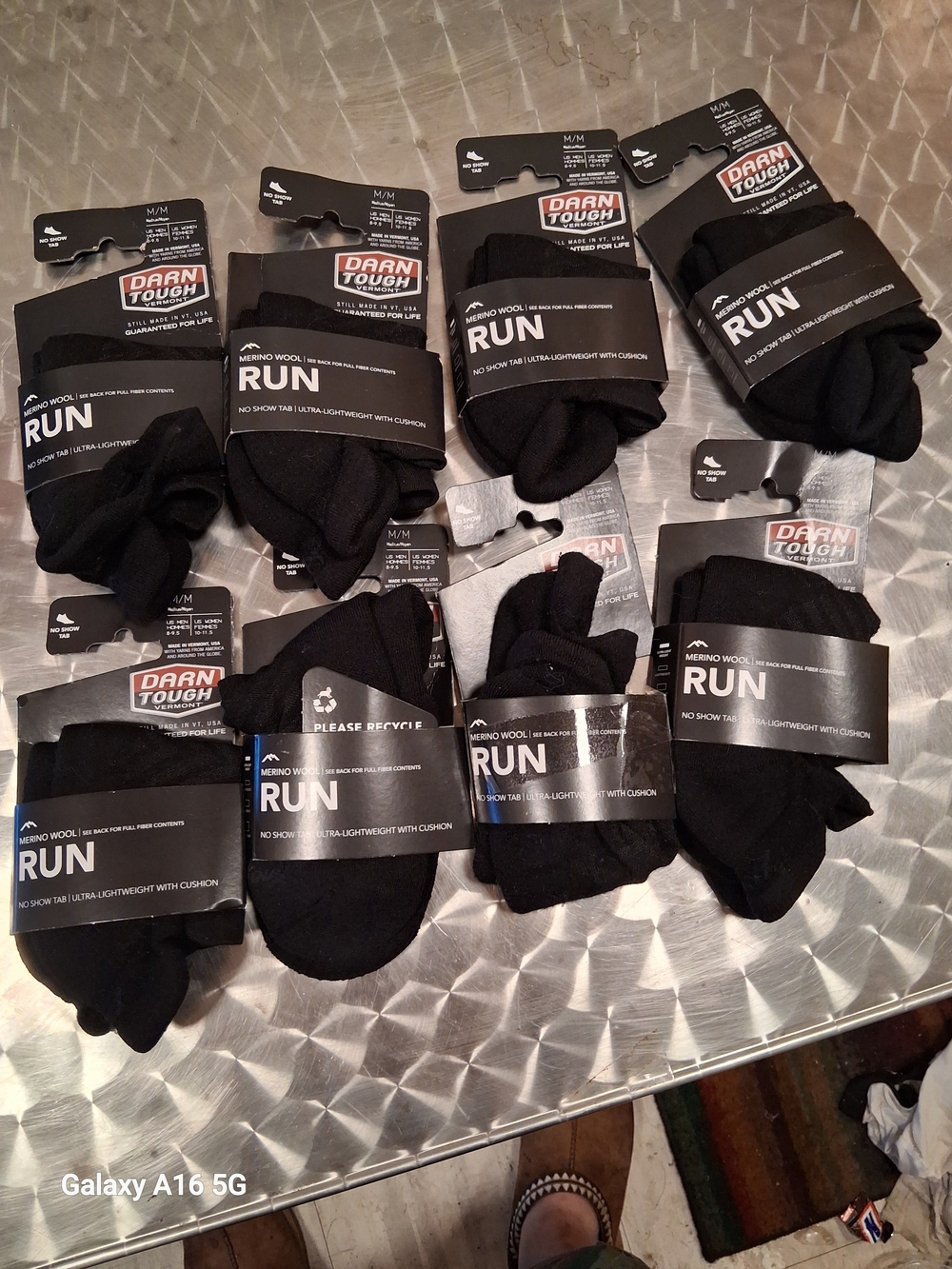 Brand New Darn Tough Run Merino Wool No-Show Socks - Black 8 Pairs